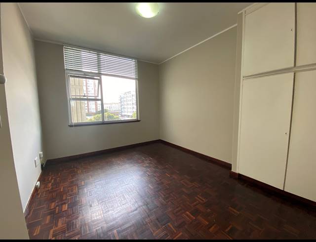 3 BEDROOM APARTMENT TO LET IN MILNERTON CENTRAL